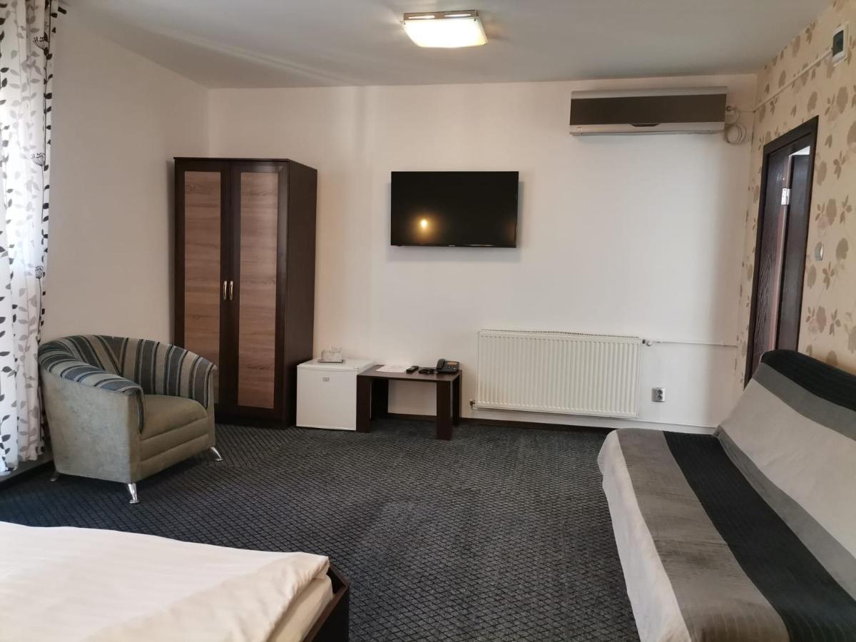Motel Davios Zsilvásárhely Kültér fotó