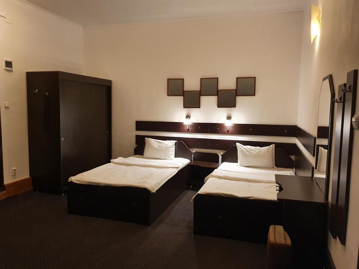 Motel Davios Zsilvásárhely Kültér fotó