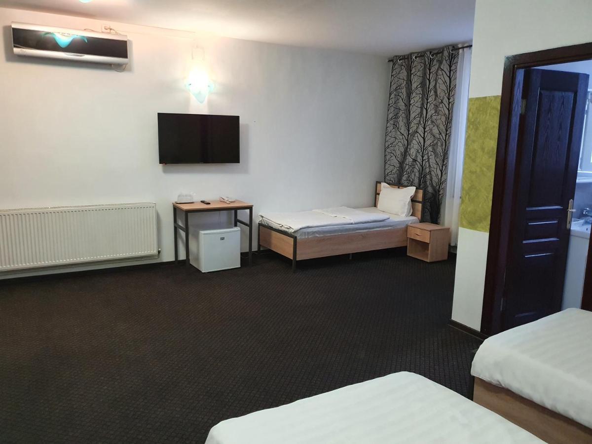 Motel Davios Zsilvásárhely Kültér fotó