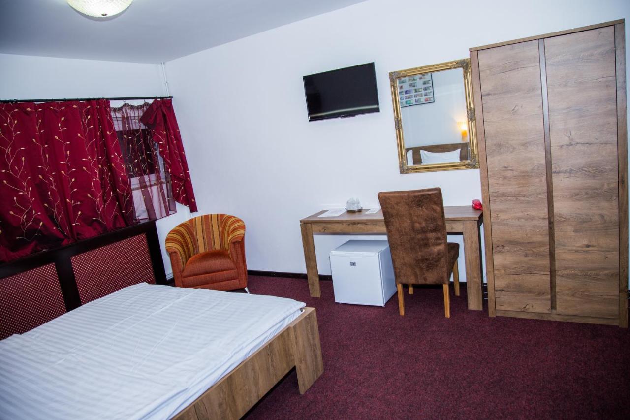 Motel Davios Zsilvásárhely Kültér fotó