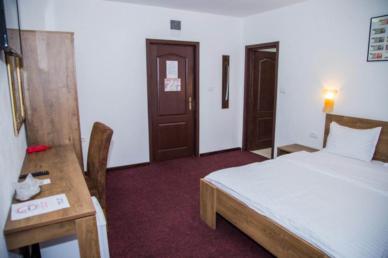 Motel Davios Zsilvásárhely Kültér fotó