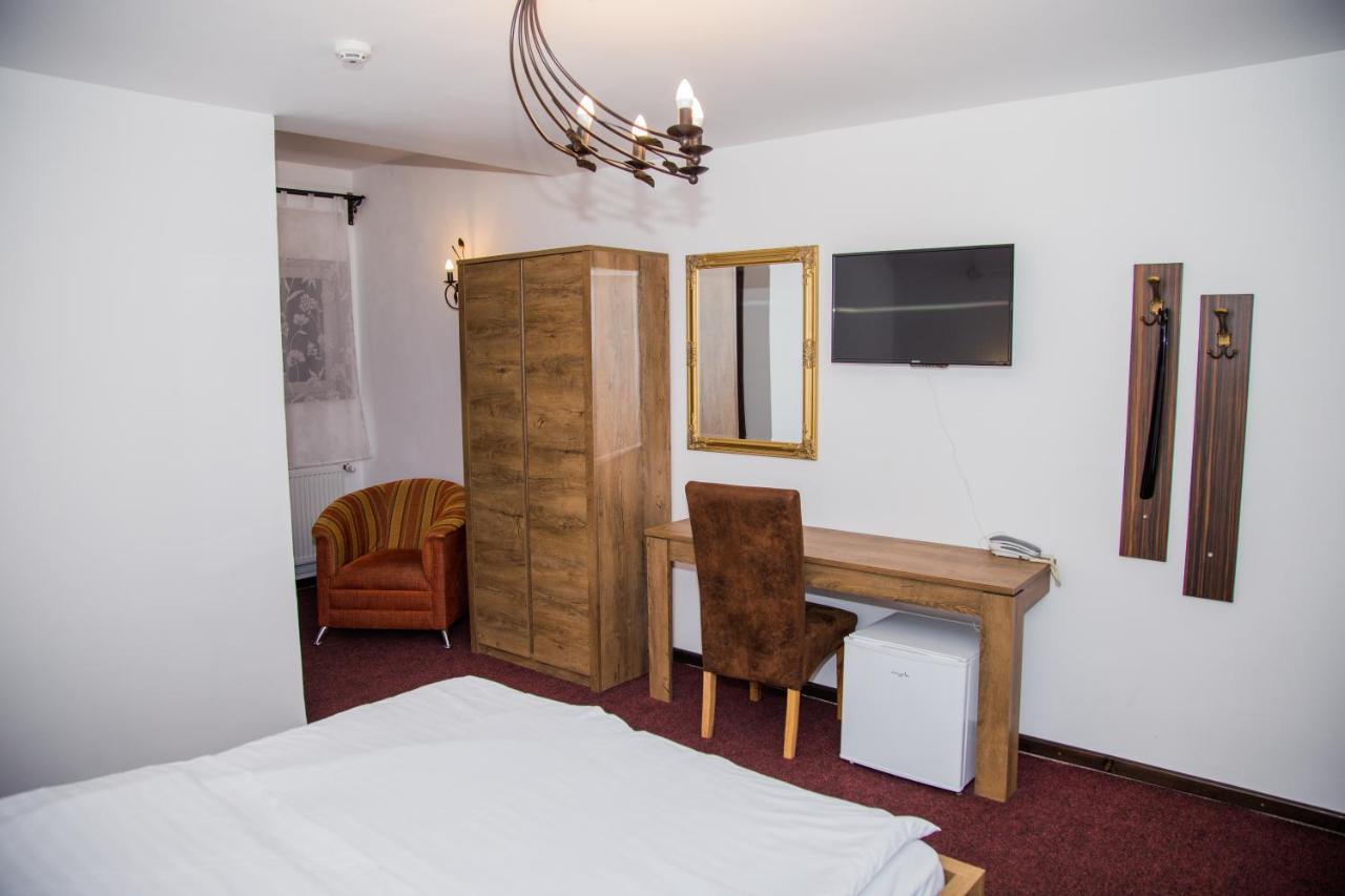 Motel Davios Zsilvásárhely Kültér fotó