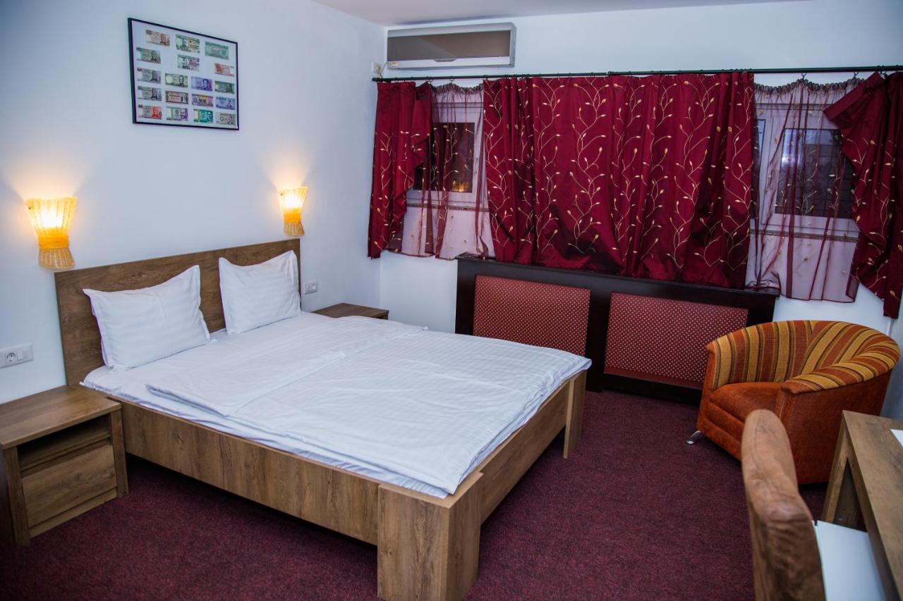 Motel Davios Zsilvásárhely Kültér fotó